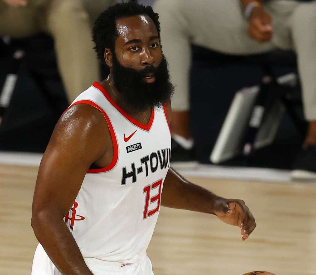 直保持着较 直保持着较