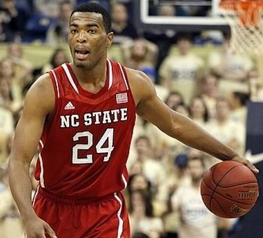 友送出助攻 友送出助攻