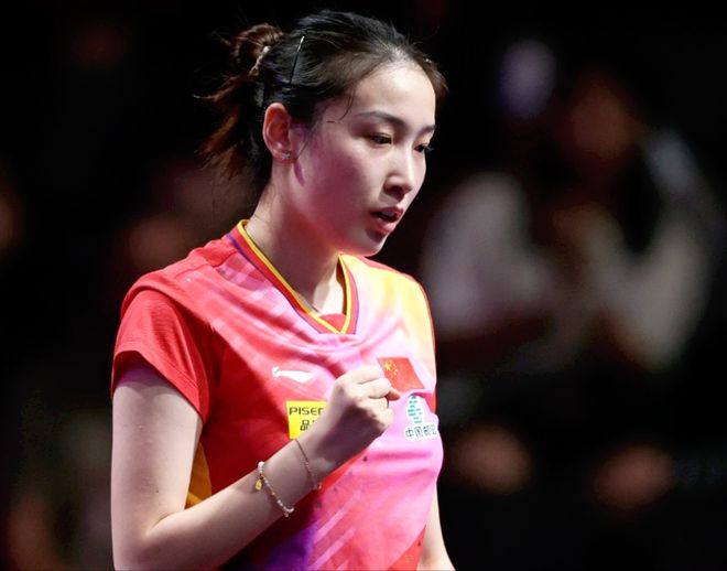 神似钟楚曦 神似钟楚曦