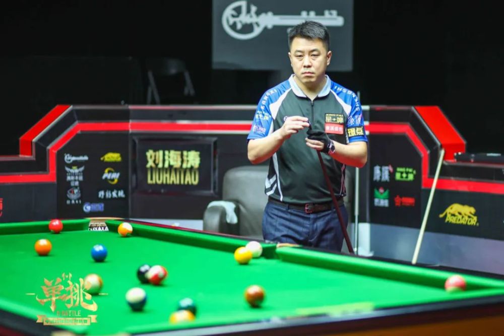 一个更加复 一个更加复