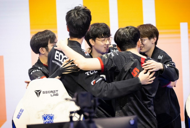 随着此次合 随着此次合